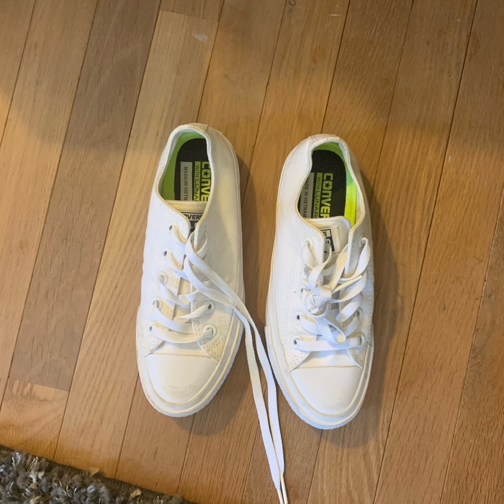 Low top converse